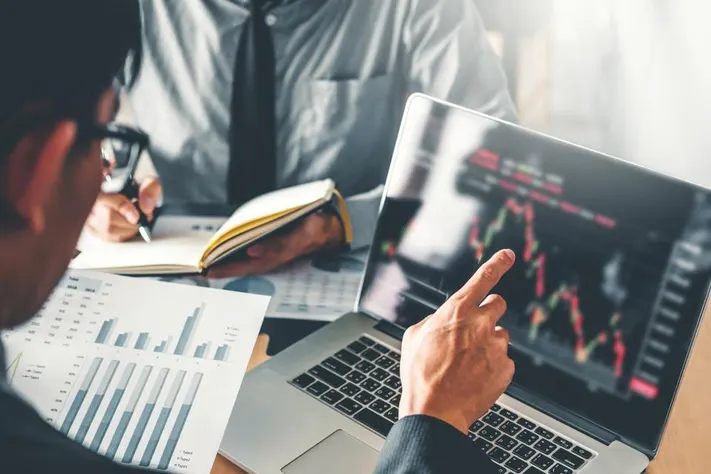Smart Portfolio Tips for Long-Term Growth